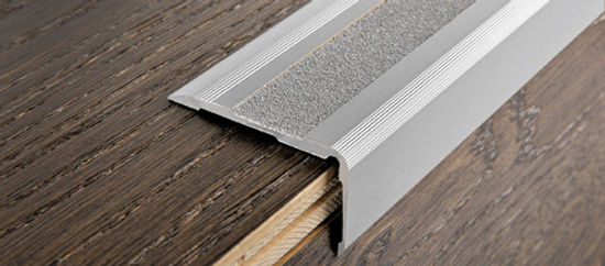 Non-slip Step Nosing Profile Proend Grip Punshed Anodized Aluminium Silver 52 x 30 mm