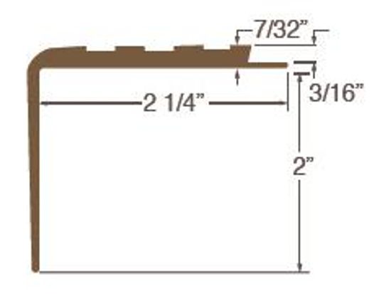 Nez de marche à tapis en vinyle Economy avec un insert à tapis de 3/16" (4.8 mm) #12 Tan - 2" (50.8 mm) x 2-1/4" x 12'