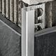 Moulure décorative pour bordure de céramique Projolly Square aluminium brossé noir - (10 mm) 3/8" x 8' 10-5/16"