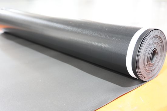 Membrane acoustique pour planchers de bois et flottant Silent Performer Noir 43-5/16" x 27' 10-13/16" - 2 mm (100 p²)