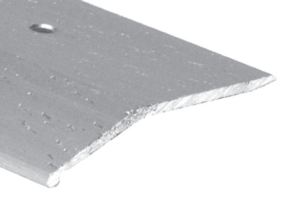 Barre biseautée en aluminium commerciale argent martelé 2" x 12'