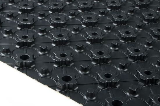 BEKOTEC-F Panneau de drainage pour chape cloutée en polystyrène 29/32" (23 mm) x 35-7/16" x 47-1/4" (paquet de 10)
