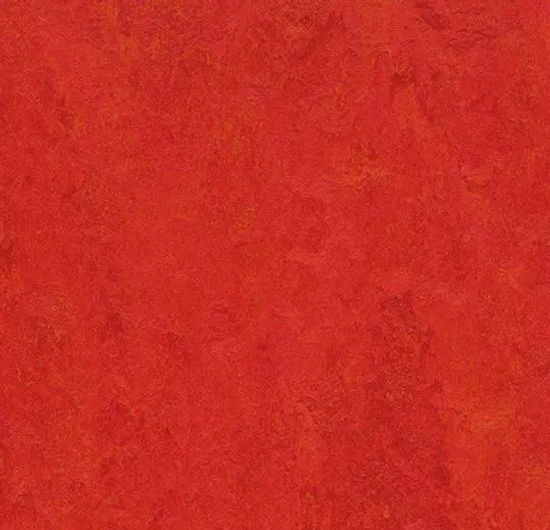 Marmoleum Roll Fresco Scarlet 6.58' - 2.5 mm (Sold in Sqyd)