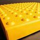 Armor Tile Carreaux de pavage modulaire #33538 jaune fédéral 24" x 24"