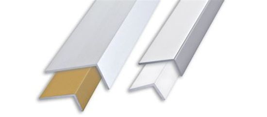 Moulure de protection de coin en "L" aluminium laqué blanc 9/16" (15 mm) x 1-3/16" x 6' 6-3/4"