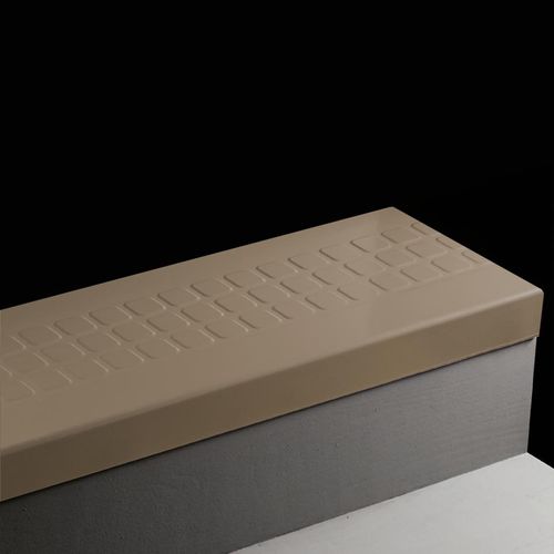 Tarkett - Marche d'escalier en caoutchouc avec contremarche intégrée Angle Fit Hammered #LB1 avec bande antidérapante 48
